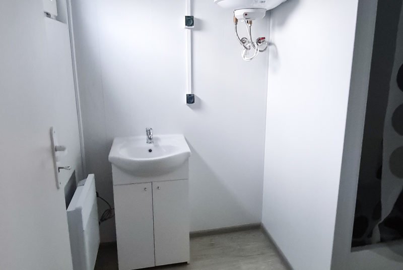 Contenedor Oficina Doble (44m²) – Autonomía y Confort - Imagen 4